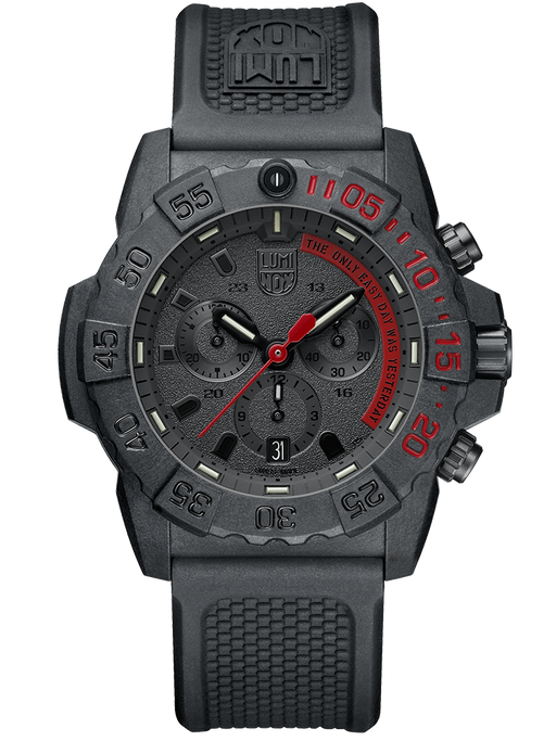 The 3580 Series Navy Seal Watch begins with Luminox's classic silhouette but features several upgraded elements to help you weather the toughest of obstacles. The stealthy all black color-way of this timepiece is only enhanced by the striking red accents on the hands face and dial.