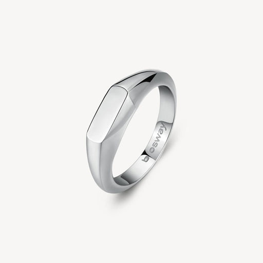 Silver ring with 'FREYRS' engraving on a white background