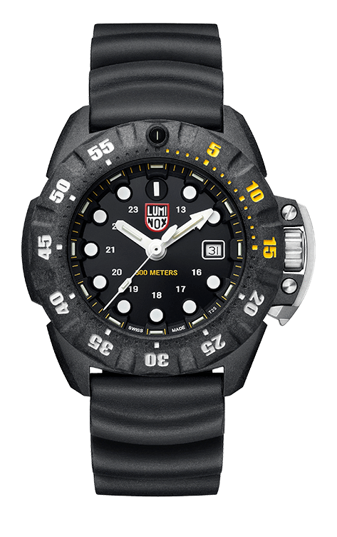 The ridges on the black rubber band resemble that of ripples through a lake after a pebble is dropped in, concentric around the middle of the timepiece, bringing the whole watch together. The black case with defined divots between the white and yellow second numerals frames the inner face with white dots as hour markers, a unique and unmistakable look especially paired with prominent white hands such as these.