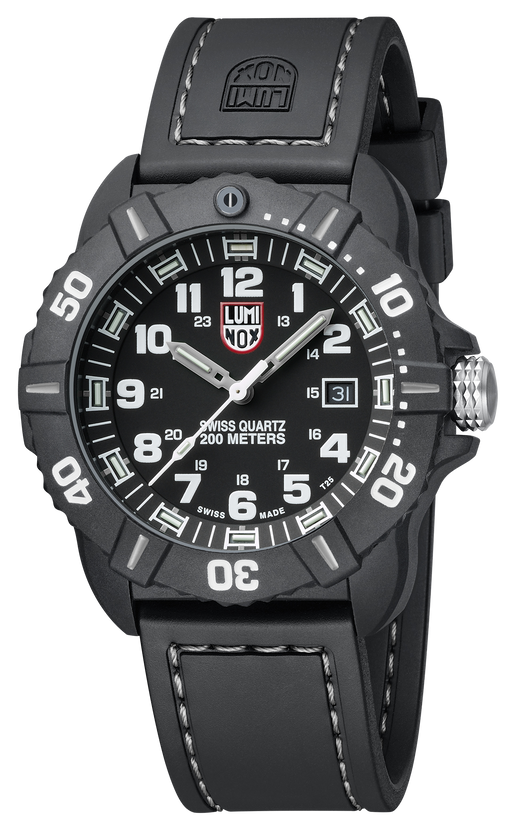 The stitching on the black rubber band creates a casual style while the face is a bold statement that can accompany any look. There are large second and hour numerals in white that contrast the monochrome black case and dial perfectly. The hands are prominent enough that you will never miss a beat. The crown is also a statement piece due to its silver color and elegant pattern.
